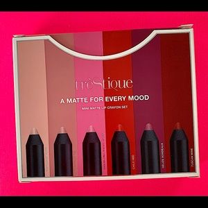 Trestique MINI MATTE LIP CRAYON SET
